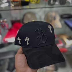 Barbas Hats B Cross Gold Diamantes Crystal Black Gorra
