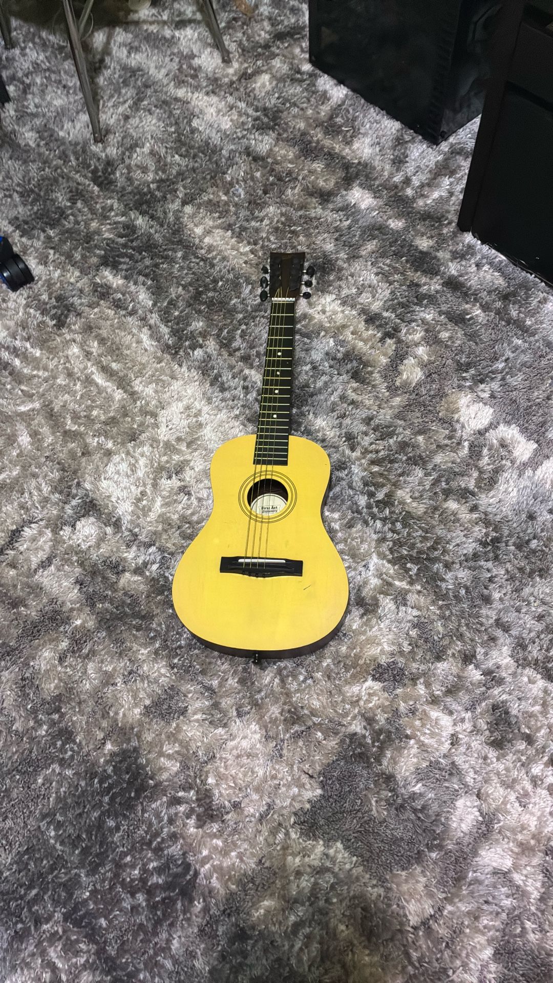 Mini Guitar Missing A couple Strings