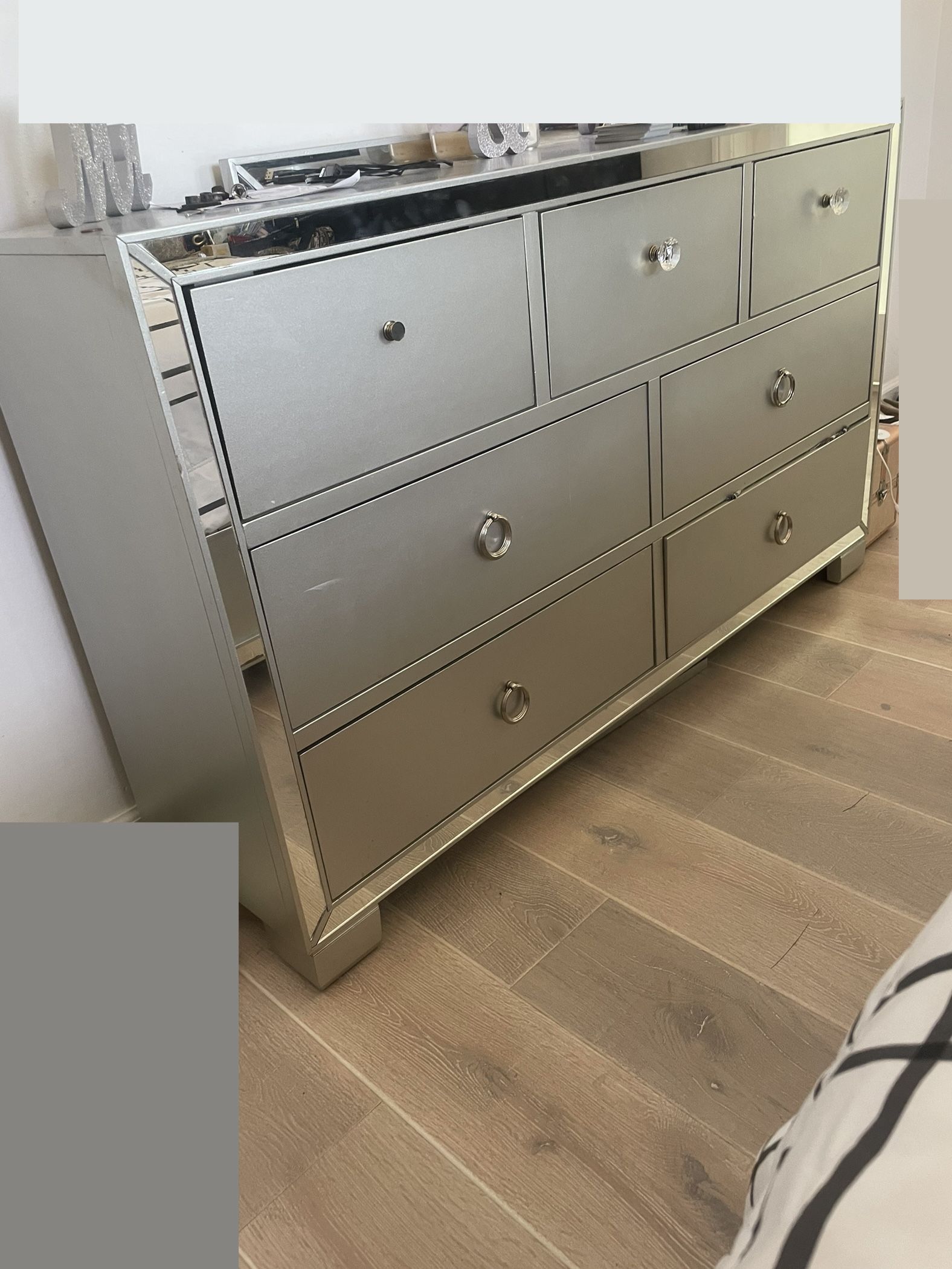 Bedroom Furniture California King for Sale in Los Angeles, CA OfferUp