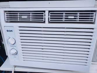 EQK air conditioner 5000 BTU AC works great delivery Available