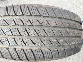 P 255/60/R17 MICHELIN TIRES. 2 TIRES
