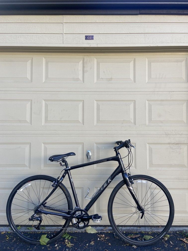 Cannondale Quick Hybrid Bike – XL Frame - Aluminium Bicycle	A fast and reliable hybrid designed for commuting, fitness, and everyday rides. Lightwe