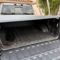 Tonneau Soft Truck Bed Cover 