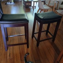 2 Bar Stools