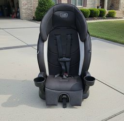 Evenflo Adjustable Kid’s Car Booster Seat! Good condition
