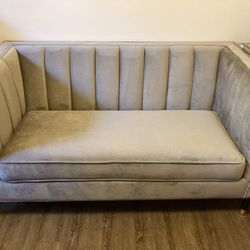 Leanna Mid-Century Loveseat (Like New)