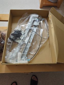 Trq Front Door Power Window Regulator With Motor Passenger Side Right Hand For 2001 BMW X5 Aftermarket