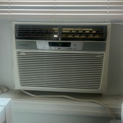 Selling Frigidaire
