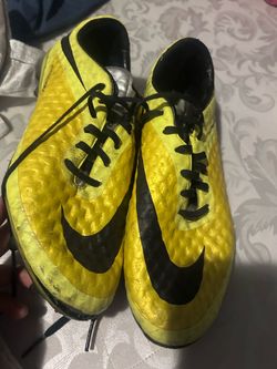 hypervenom elite cleats