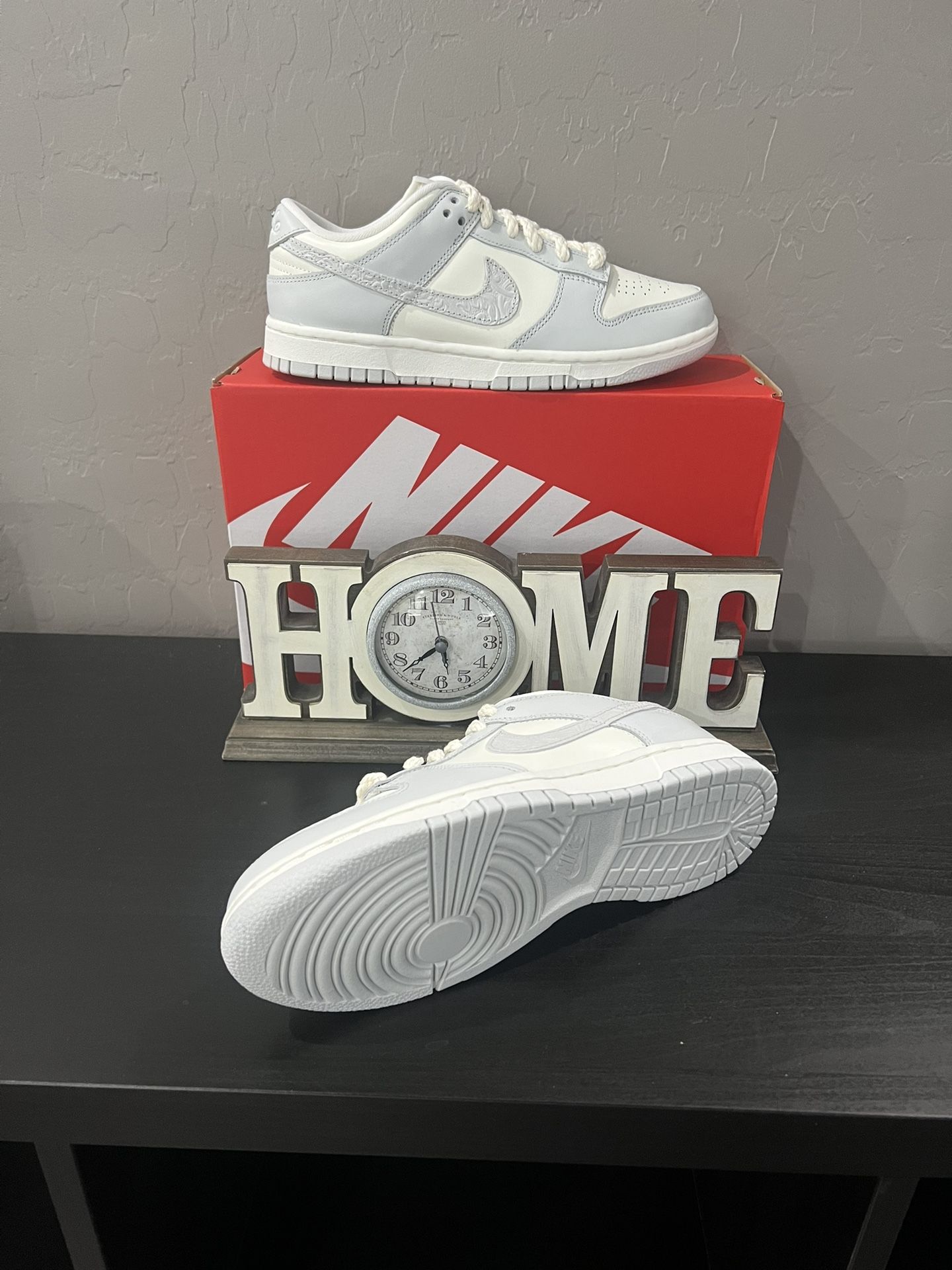 NIKE DUNK LOW NEEDLEWORK for Sale in Las Vegas, NV OfferUp