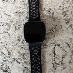 Fitbit Versa 2