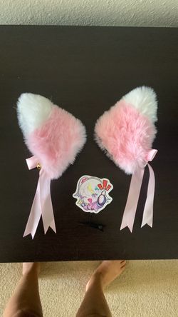 Hair clips