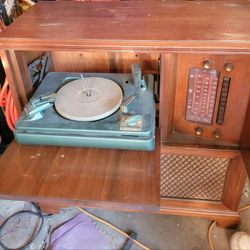 Vintage Radio/Turntable Cabinet