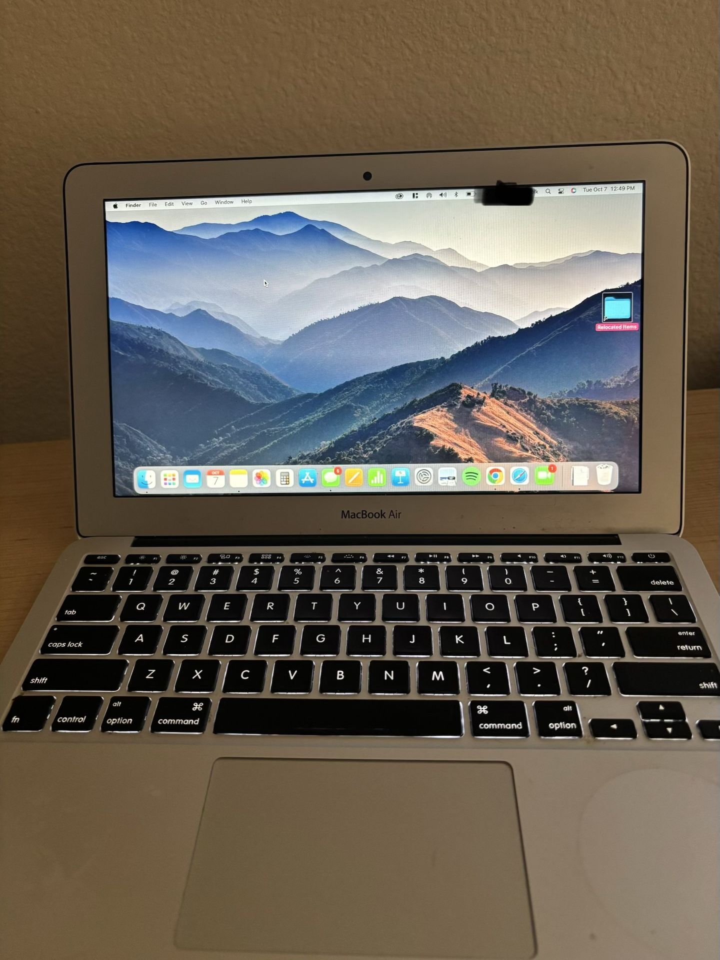 MacBook Air 11inch (mid 2015)