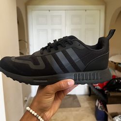 Adidas Men Shoe 