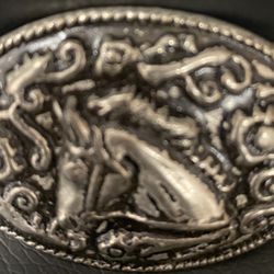 Vintage small  boys women’s horse head ornate belt buckle