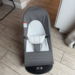 BabyBjörn Bouncer – Gray Fabric