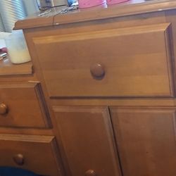 Solid Wood Dresser.. Great Condition 100