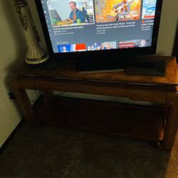 Insignia 32 Inch TV