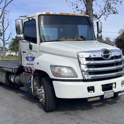 2013 Hino 268