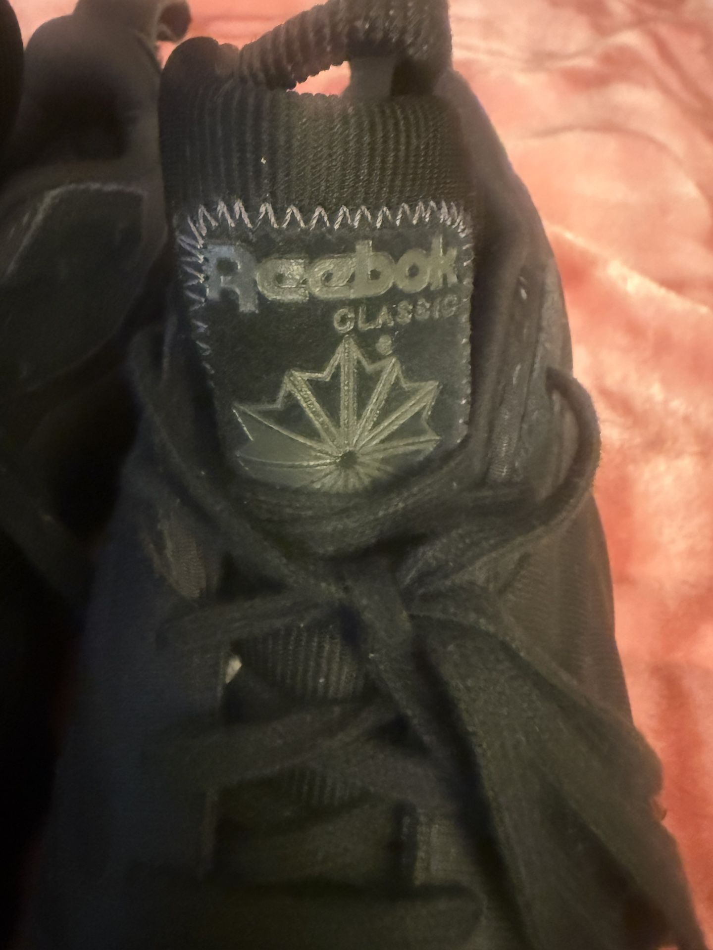 Reebok New 9.5 No Box