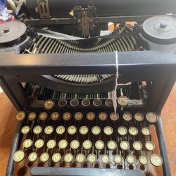Vintage Typewriter