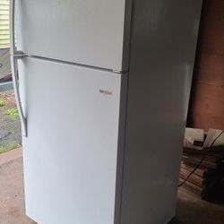 Whirlpool Refrigerator 