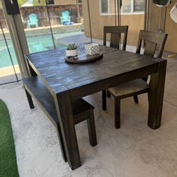 Dining Set 