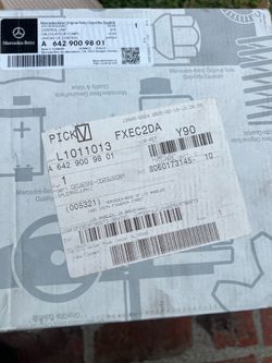 Brand New OEM Mercedes-Benz ECU – P/N 642-900-98-00