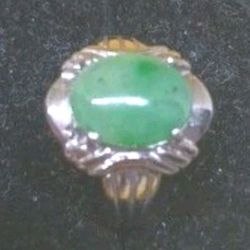 Vtg Genuine Green EMERALD Jade Jadesit BURMA S925 STAMPED RING SIZE 6.5US Stone Size 11x9mm