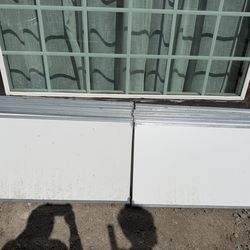 Free laminated  office  panels