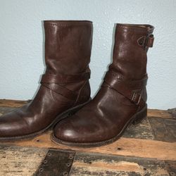 Frye boots Size 8b