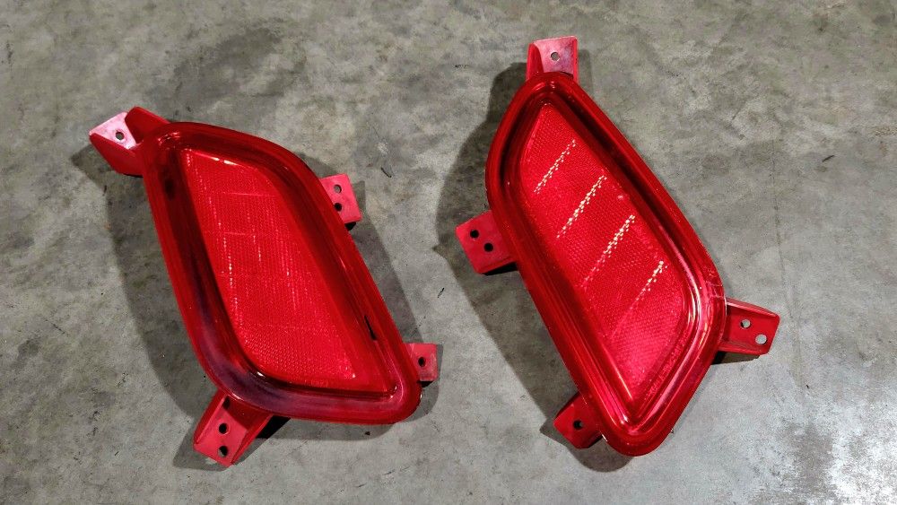 12-15 Hyundai Veloster (Non-turbo) Rear Reflectors