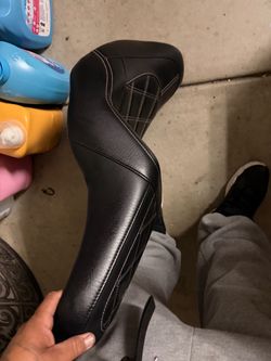 Gel seat for streetbob