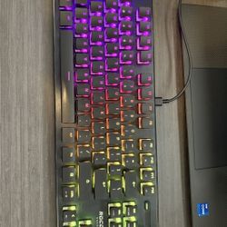 Roccat Vulcan TKL mechanical Keyboard