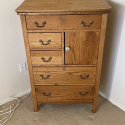 Chest, Dresser, Antique Dresser, 1944, All Draws Open, $90