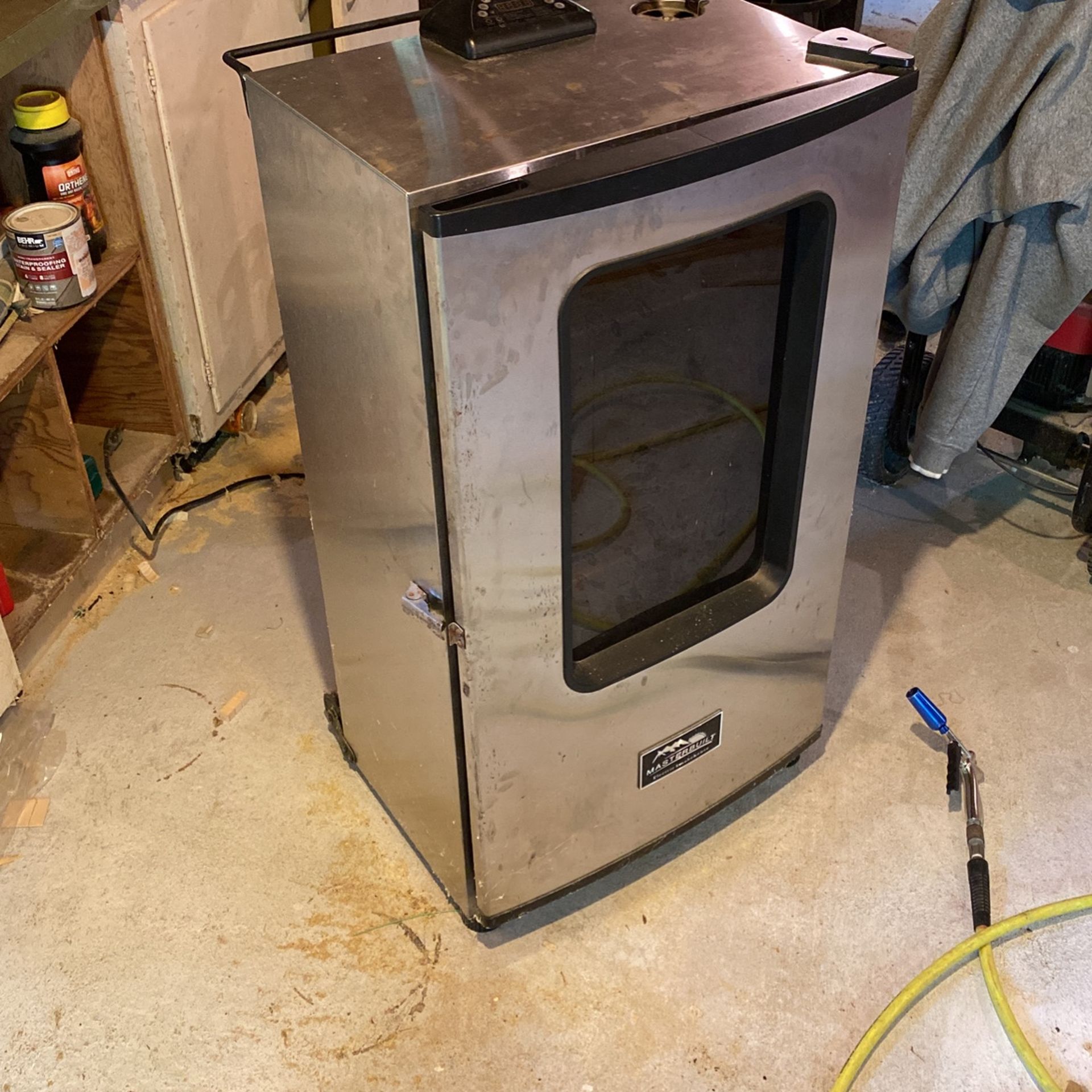 Masterbuilt Electric Smoker