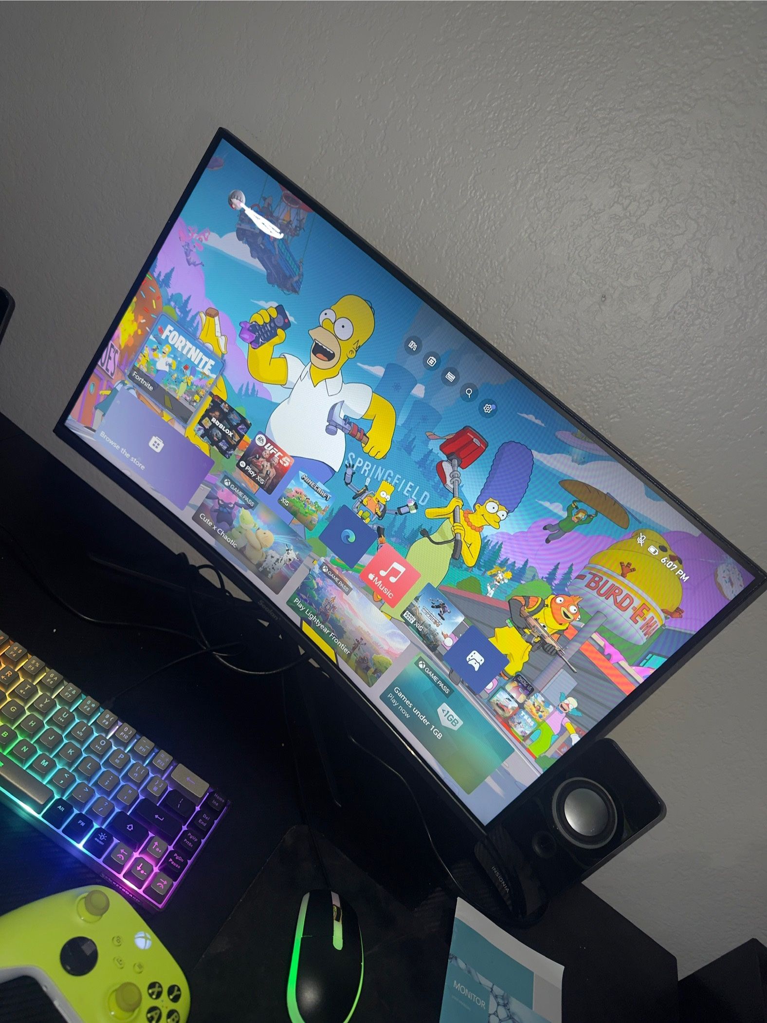 27” Curved Gaming Monitor 