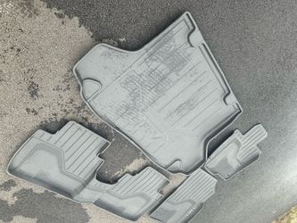 Honda HR-V rubber floor mats