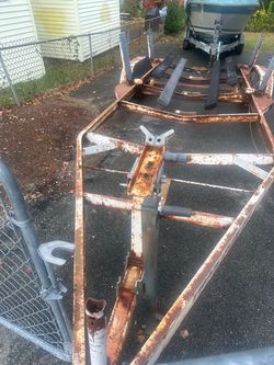 24 Boat Trailer 500 or best offer