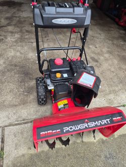 Powersmart 2 stage elect start like new  needzs friction rubber replaced  has sm piece broke out
