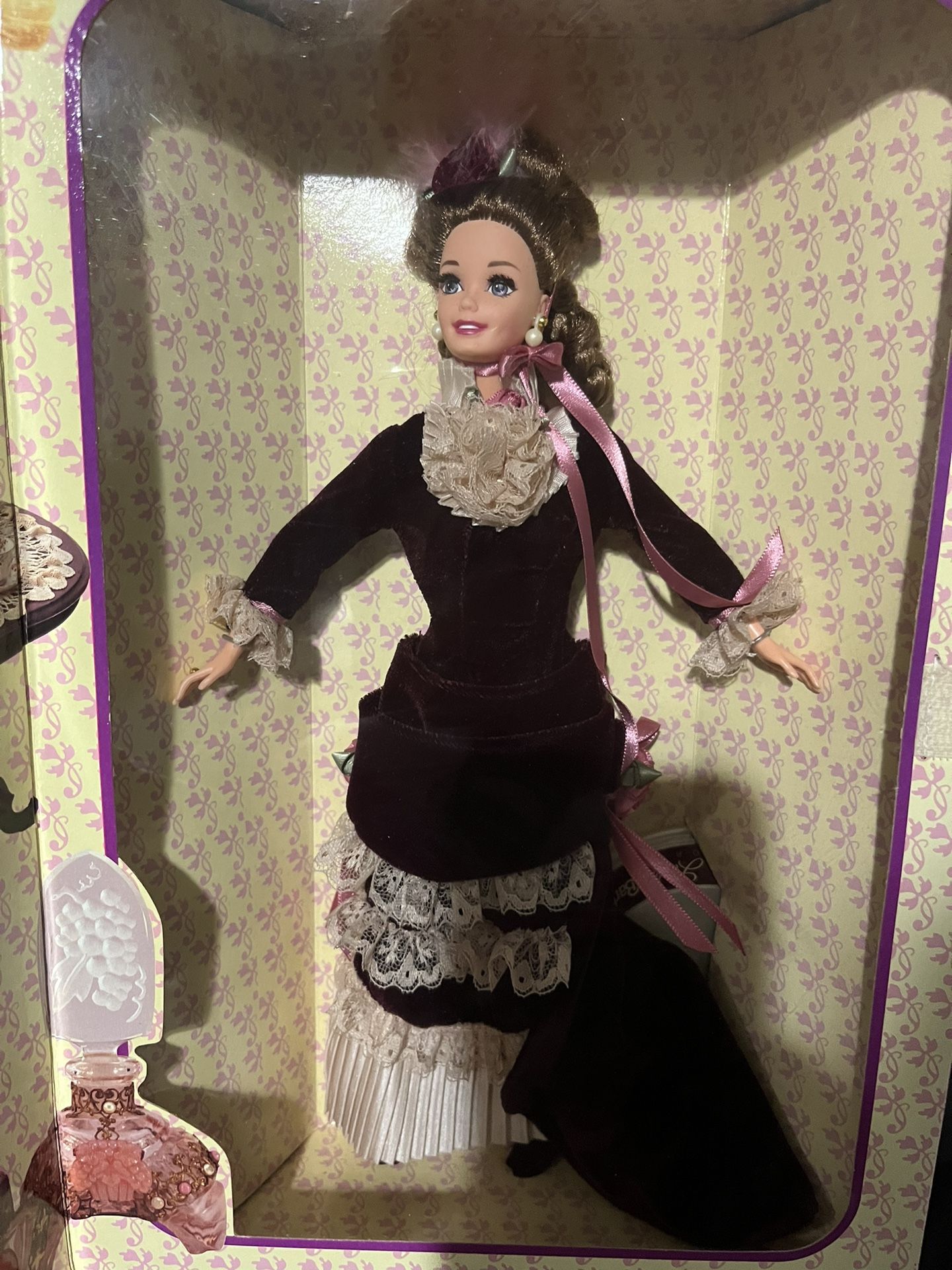 Victorian Lady Barbie 1995