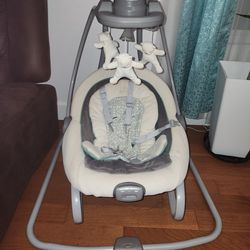 Graco baby swing with Power adapter