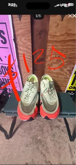 10.5 Men’s Nike ZoomX Vaporfly NEXT% 2