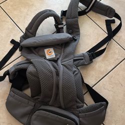 ERGObaby Carrier