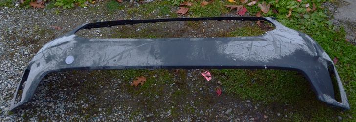 USED REF#U0387 || 2017-2019 KIA NIRO || FRONT BUMPER COVER ONLY