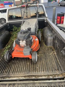 Husqvarna Self Propeleld Mower 