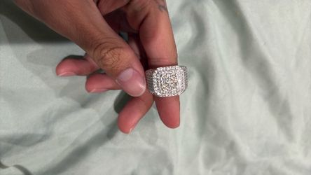 moissanite rings