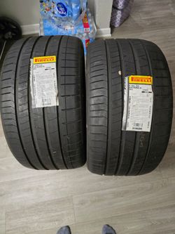 Pirelli P Zero PZ4 315 35R20 Tires