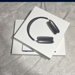 M2 Chip MacBook Air And AirPod Max Combo 